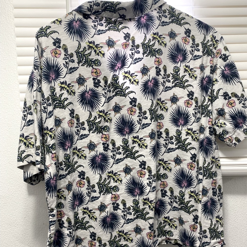 large womens Vans button up